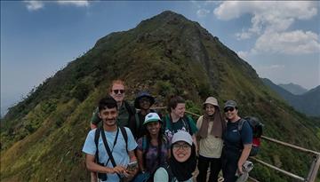 Experiential learning at the Chitwan National Park in Nepal 